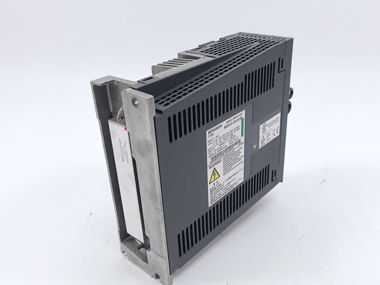 Mitsubishi MDS-D-SVJ3-07 Servo Drive Unit 0.7kW – Buy2Sell ApS