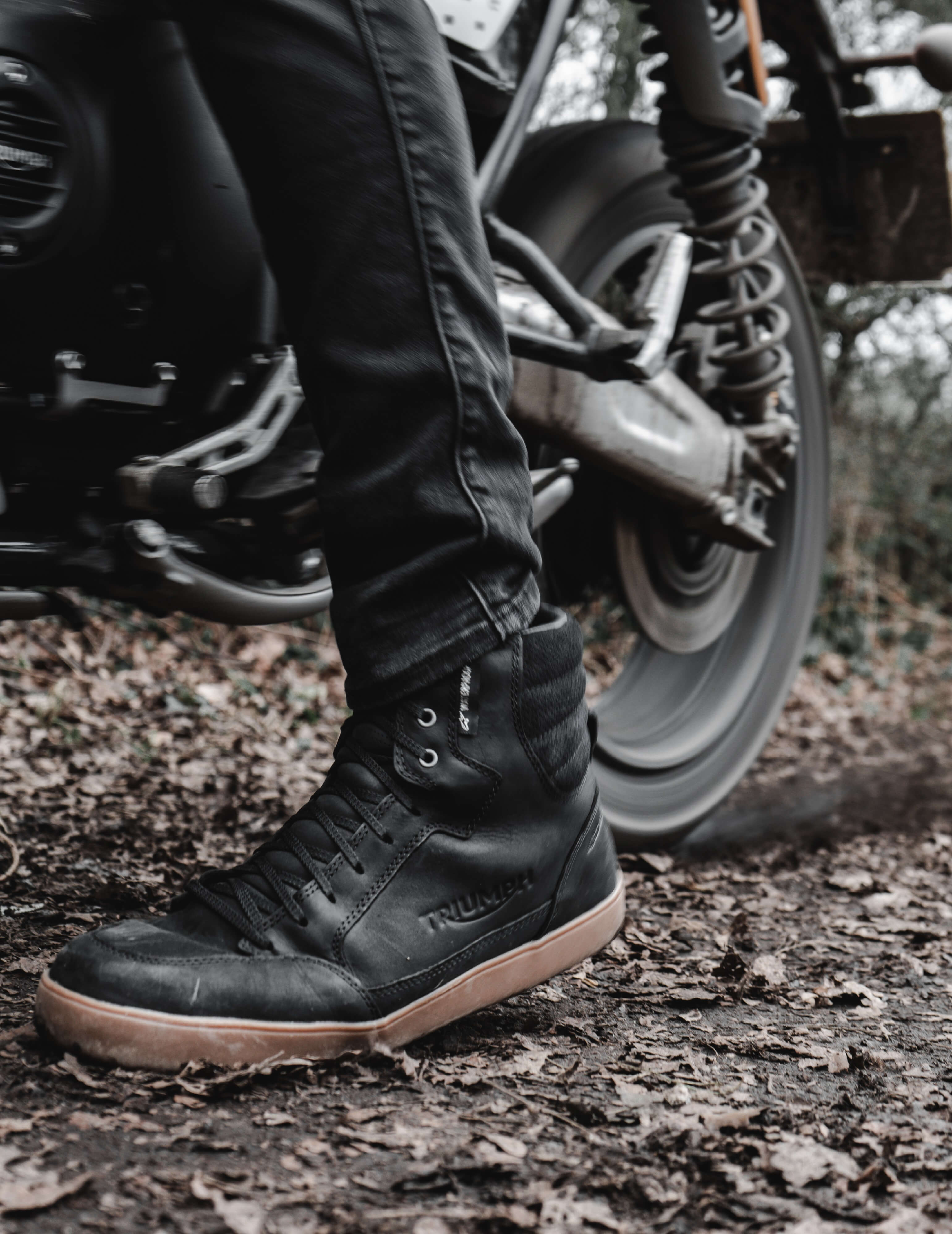 TRIUMPH X ALPINESTARS J6 WATERPROOF RIDING SHOE | MBTA22805