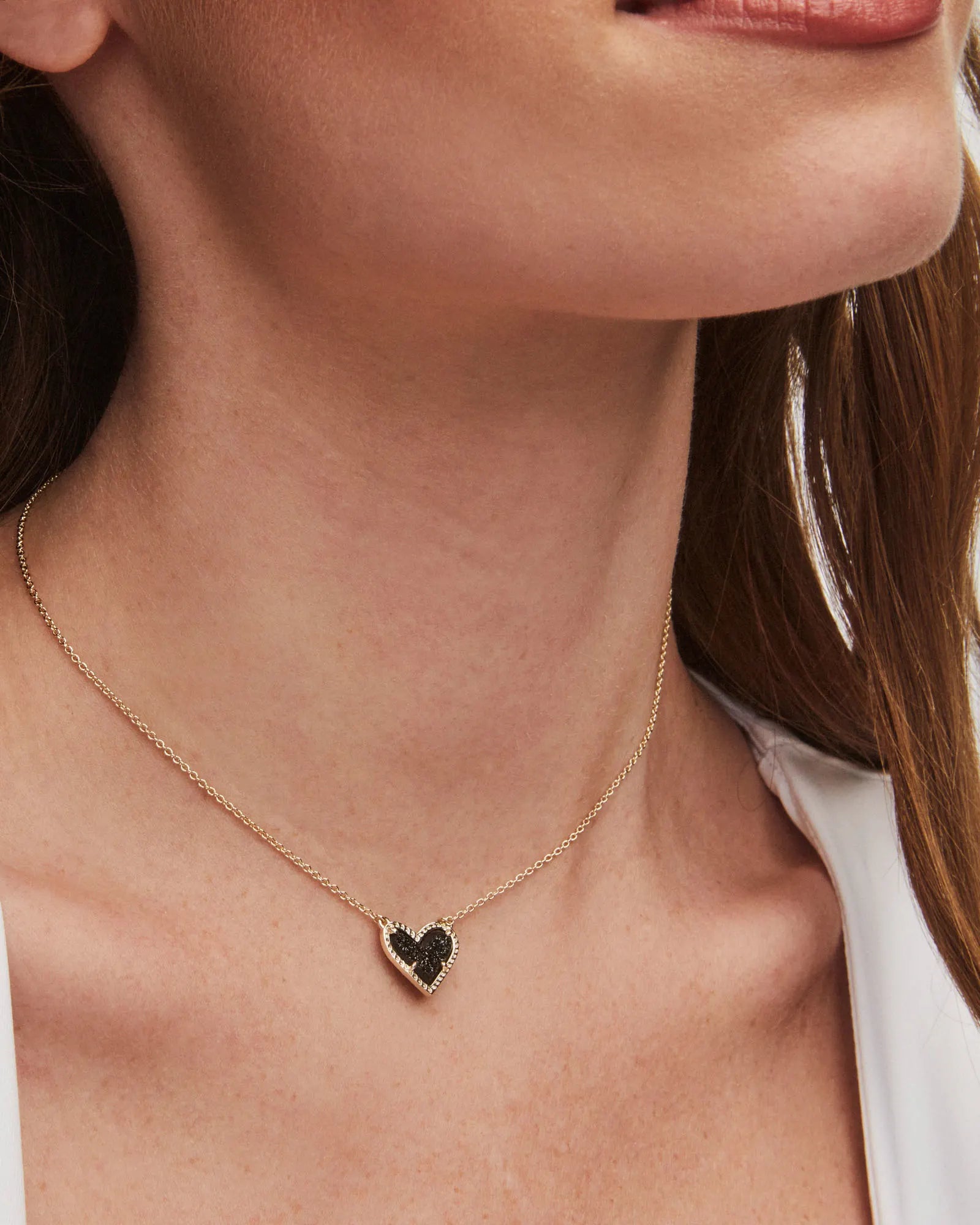 Ari Heart Gold Pendant Necklace in Black Drusy – Bumble Lane