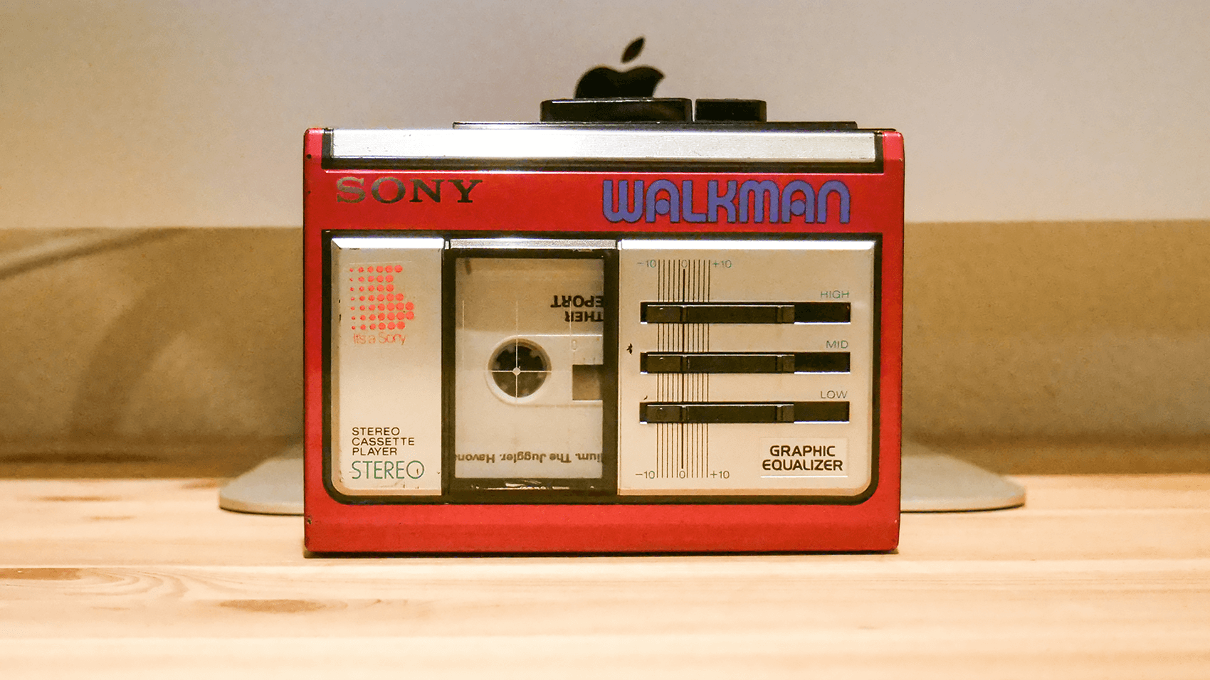 自分好みの音がつくれるカセットプレーヤーSONY WALKMAN WM-33