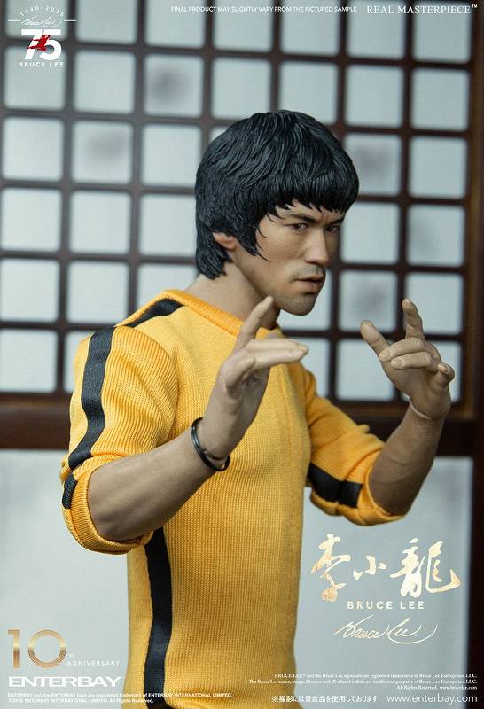 ブルース・リー生誕75周年1/6リアルマスターピースコレクティブル