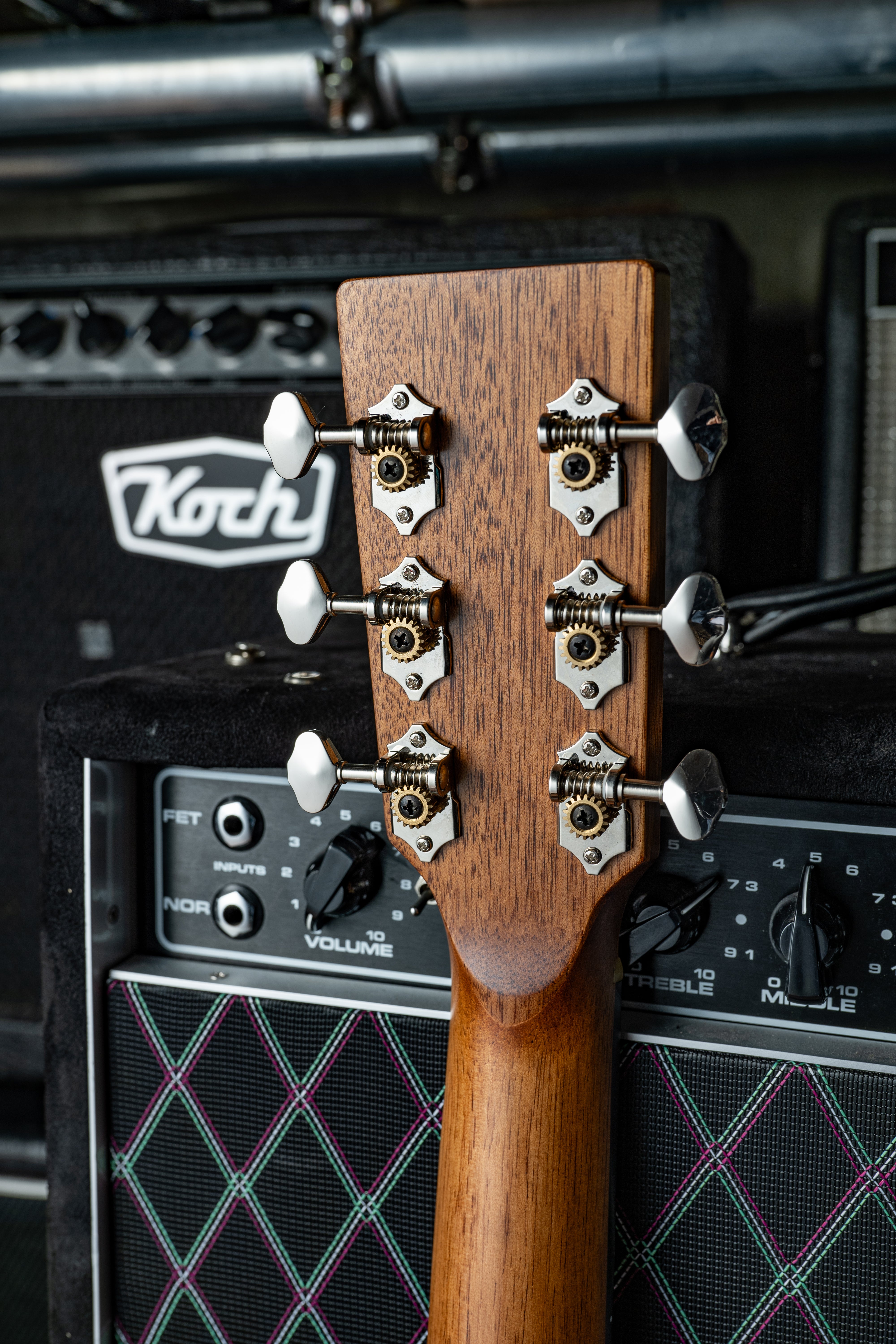 NAGI GUITARS Limited Model Cherry Mini Ivory – brusheight