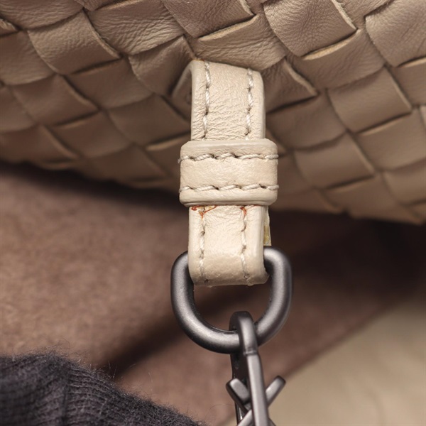 ボッテガヴェネタ(BOTTEGA VENETA)ボッテガヴェネタ イントレチャート