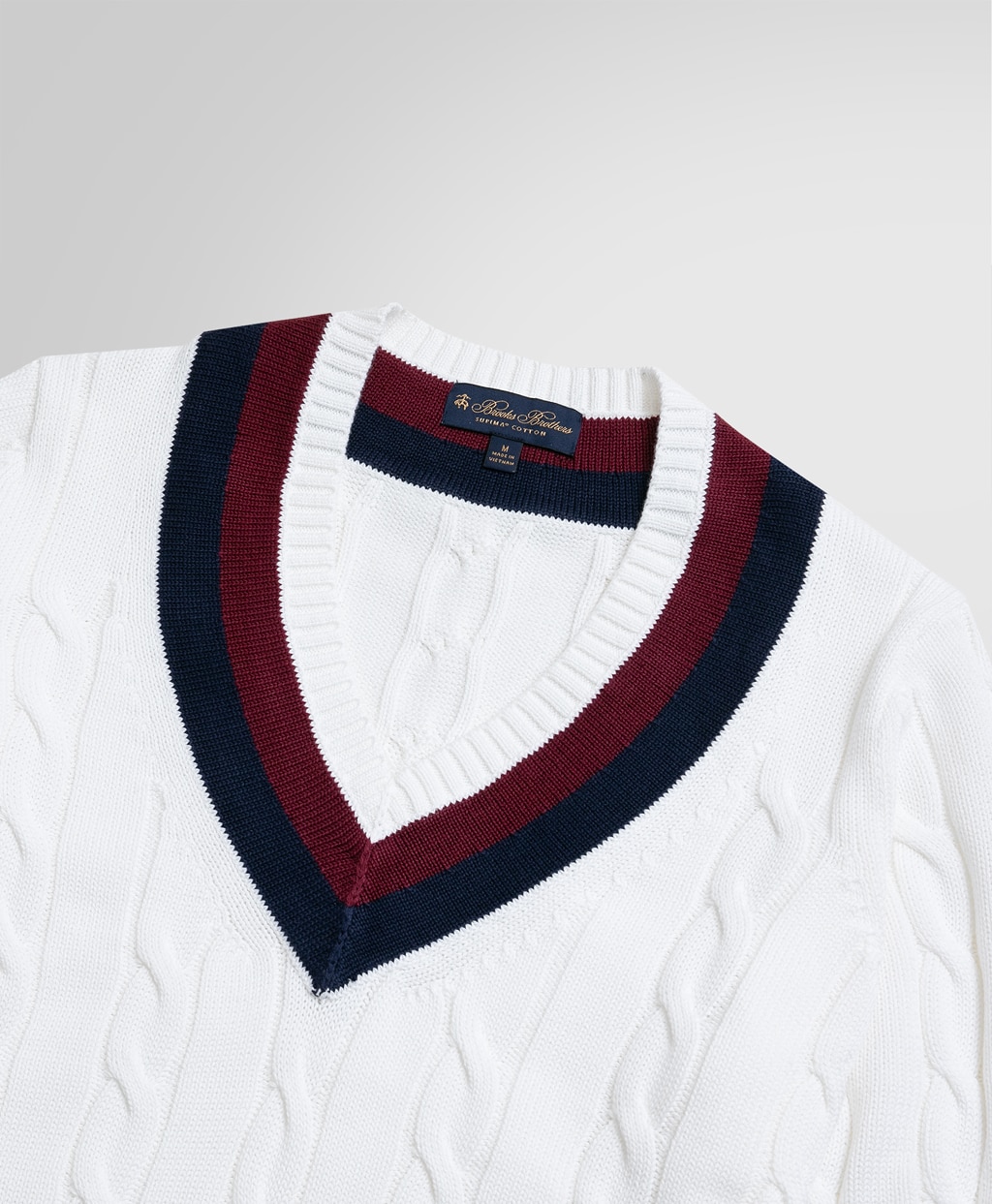 スーピマコットン ケーブル Vネックテニスセーター | Brooks Brothers