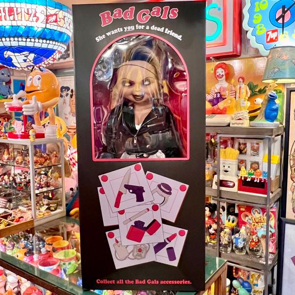 NECA社製 チャイルドプレイ チャッキーの花嫁 ティファニー 1/1 ライフ