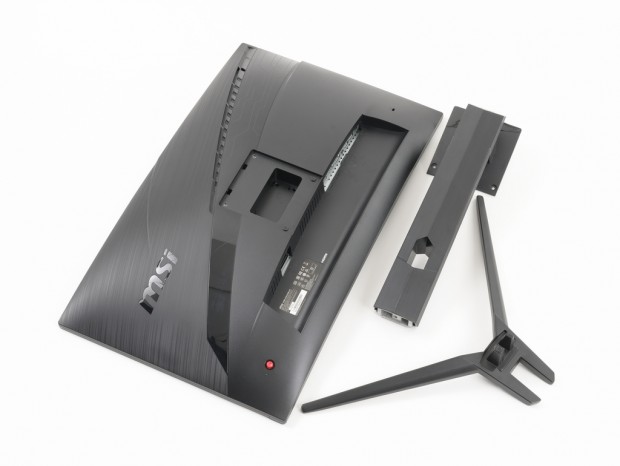 曲面パネルの没入感。144Hz駆動の27インチWQHDゲーミング液晶、MSI