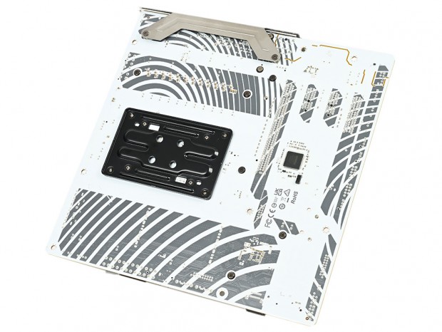 ASRock「B650M PG Riptide WiFi White」はハイエンドCPUも安定の白基板