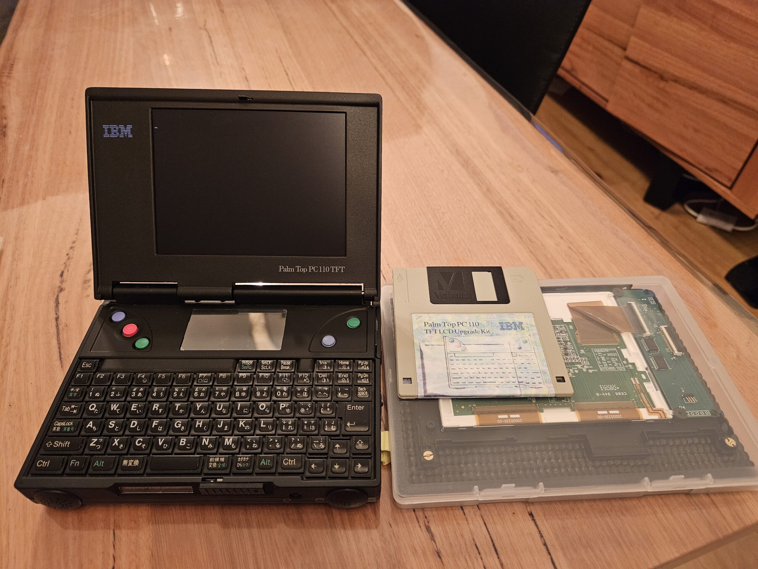 IBM PC110 TFT Upgrade Kit – Gadget Retro