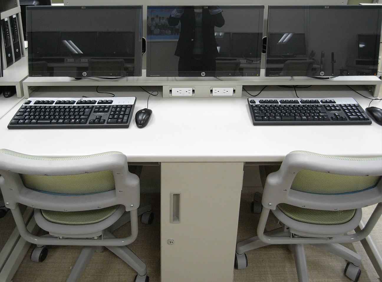 芝浦工業大学中学高等学校｜パソコン教室｜導入事例｜株式会社ガイア