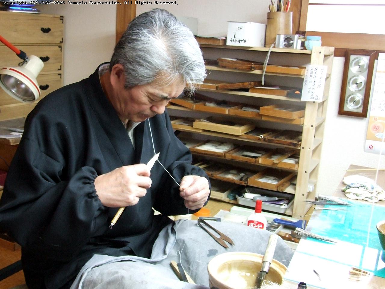 筆師 雲平筆15世 藤野 雲平さん（60歳・高島市在住） | 滋賀ガイド！
