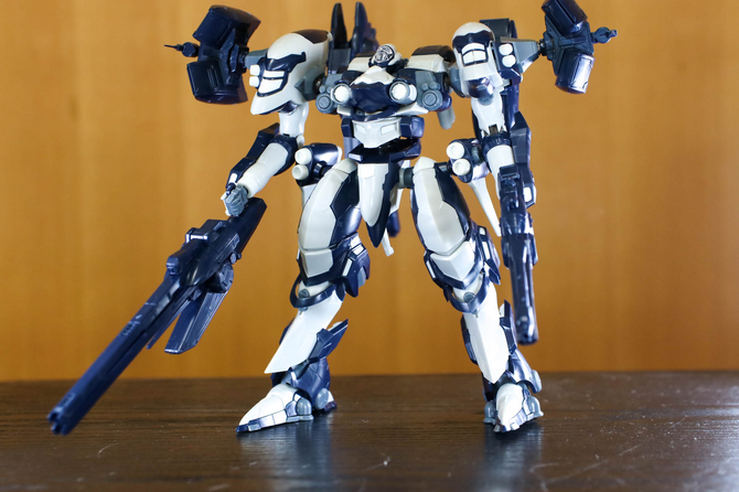 アーマード・コア4』1/72「インテリオル Y01-TELLUS テルス