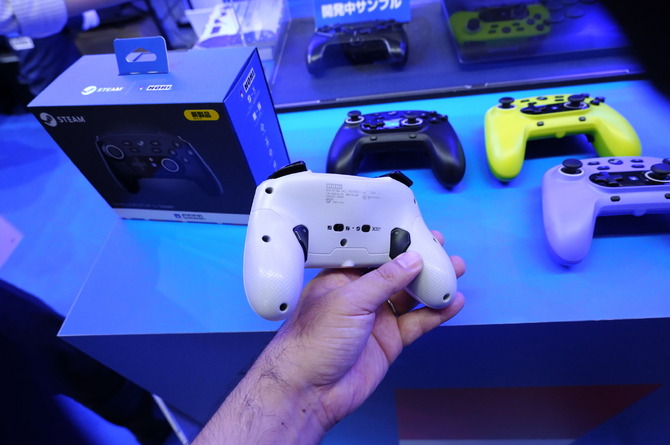 Steam公式ライセンスの「ワイヤレスホリパッド for Steam」が東京