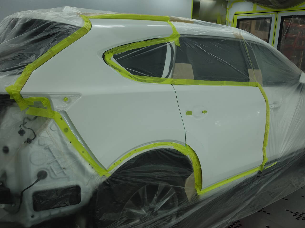 マツダ CX-8 右側面事故 キズ＆へこみ板金・塗装・修理 東京都八王子市