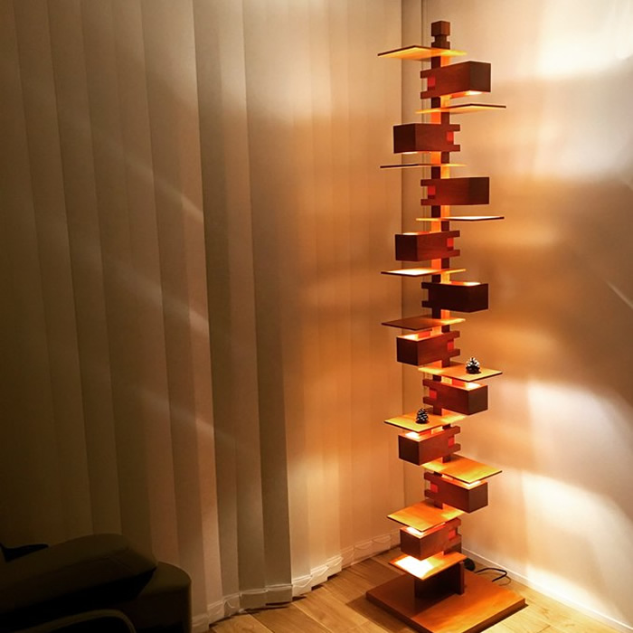 フランクロイド・ライトの建築哲学と照明デザイン：光と影の芸術を解説