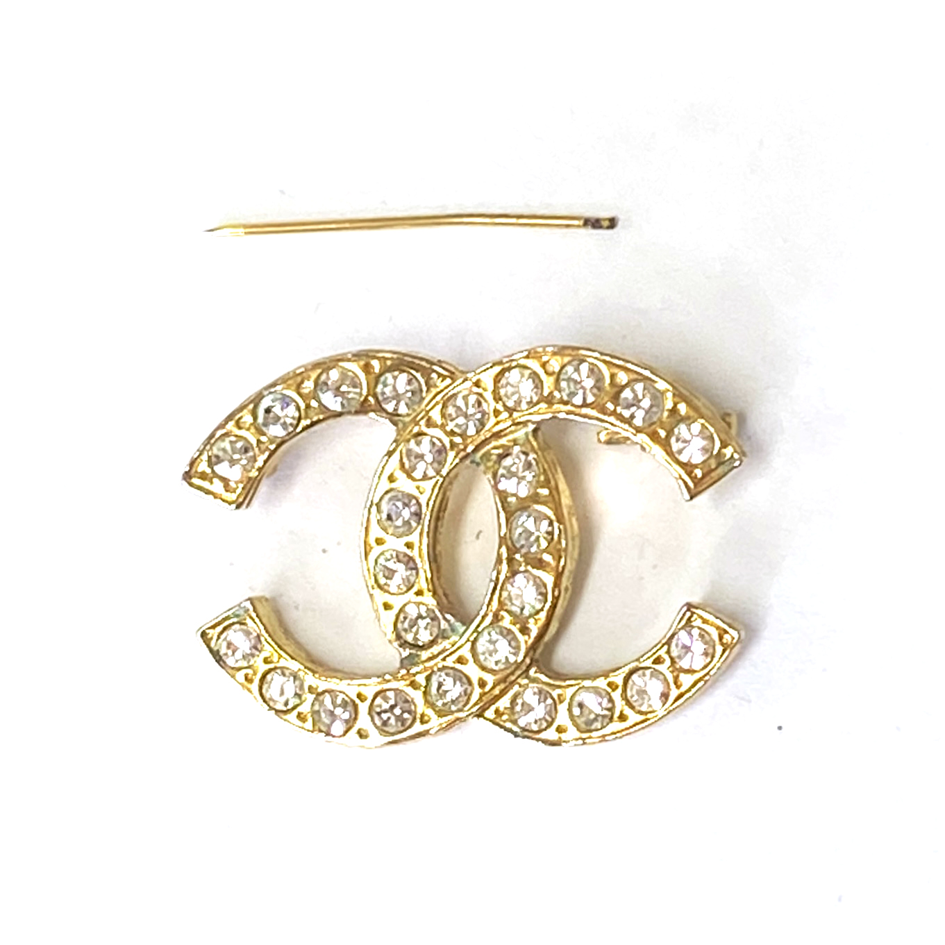 シャネルブローチの針交換修理 | グラスムーン