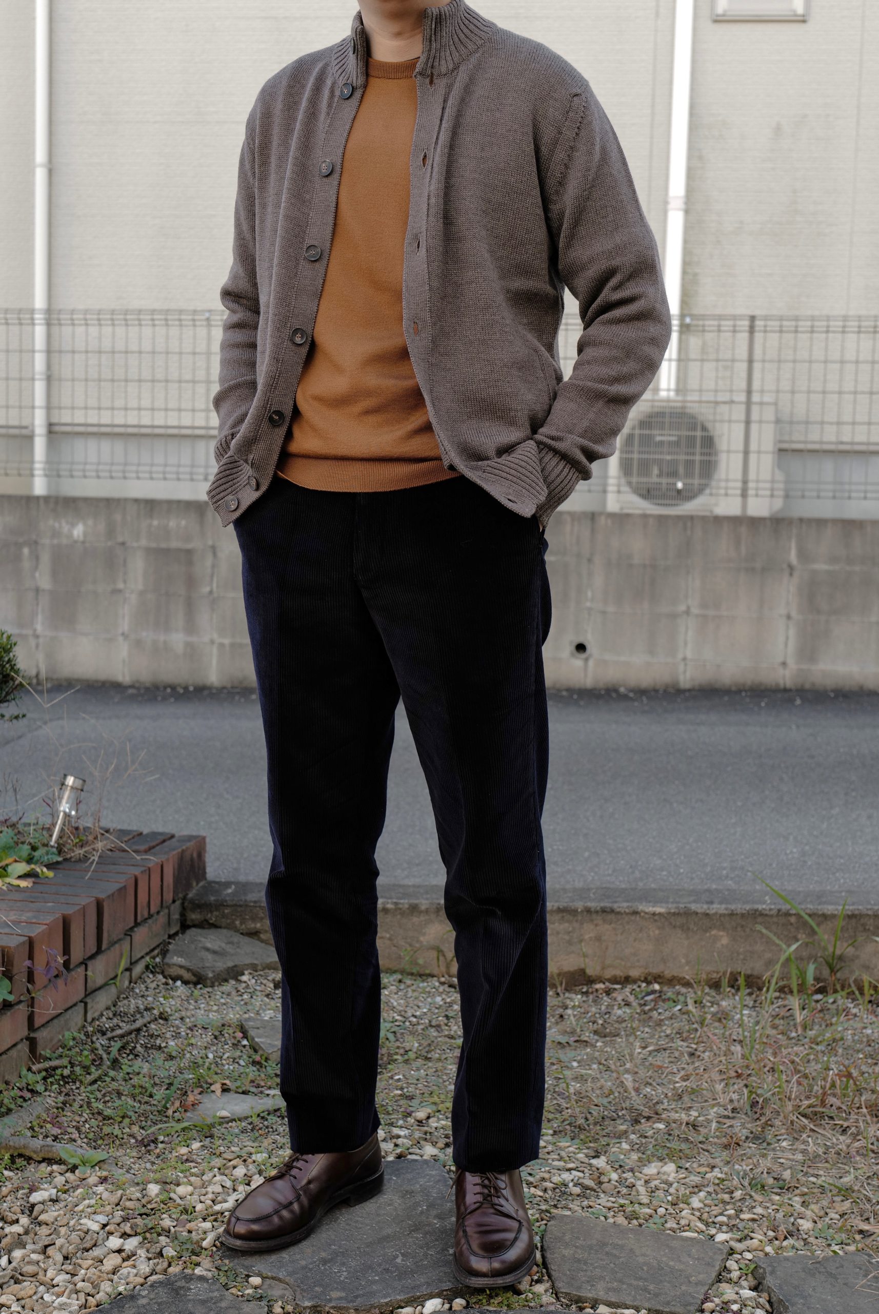 JOHN SMEDLEY/ジョンスメドレー】からオススメの24ゲージニットをご