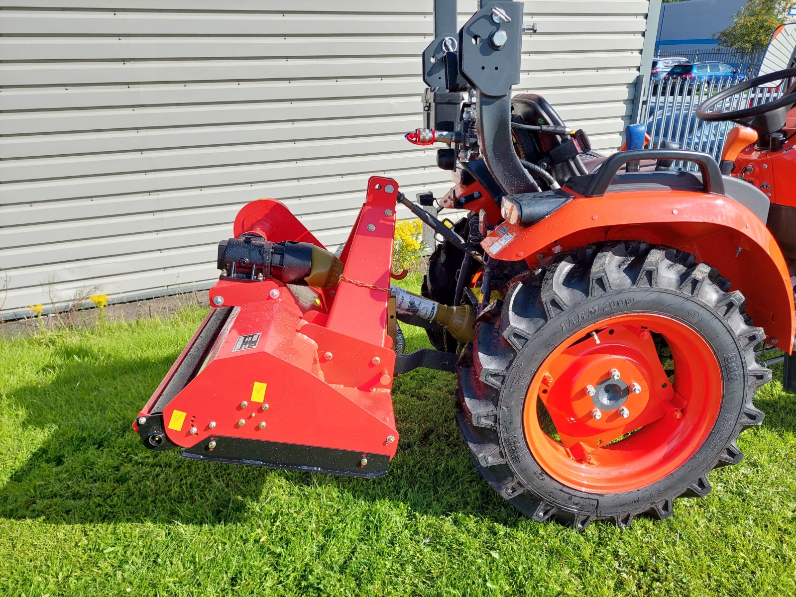 Kubota EK1-261 For Sale | 4WD Tractor with Flail & Trailer