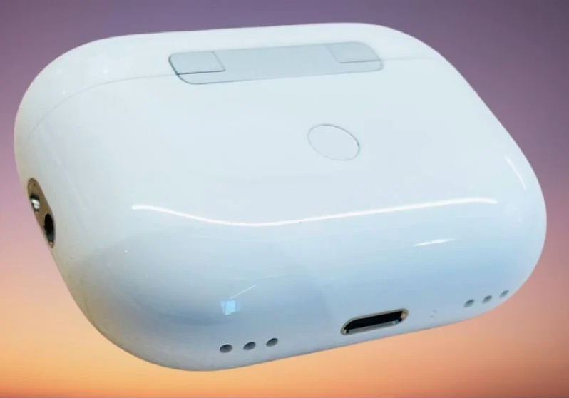 Apple AirPods Pro 2 charging case will retain Lightning port: Kuo
