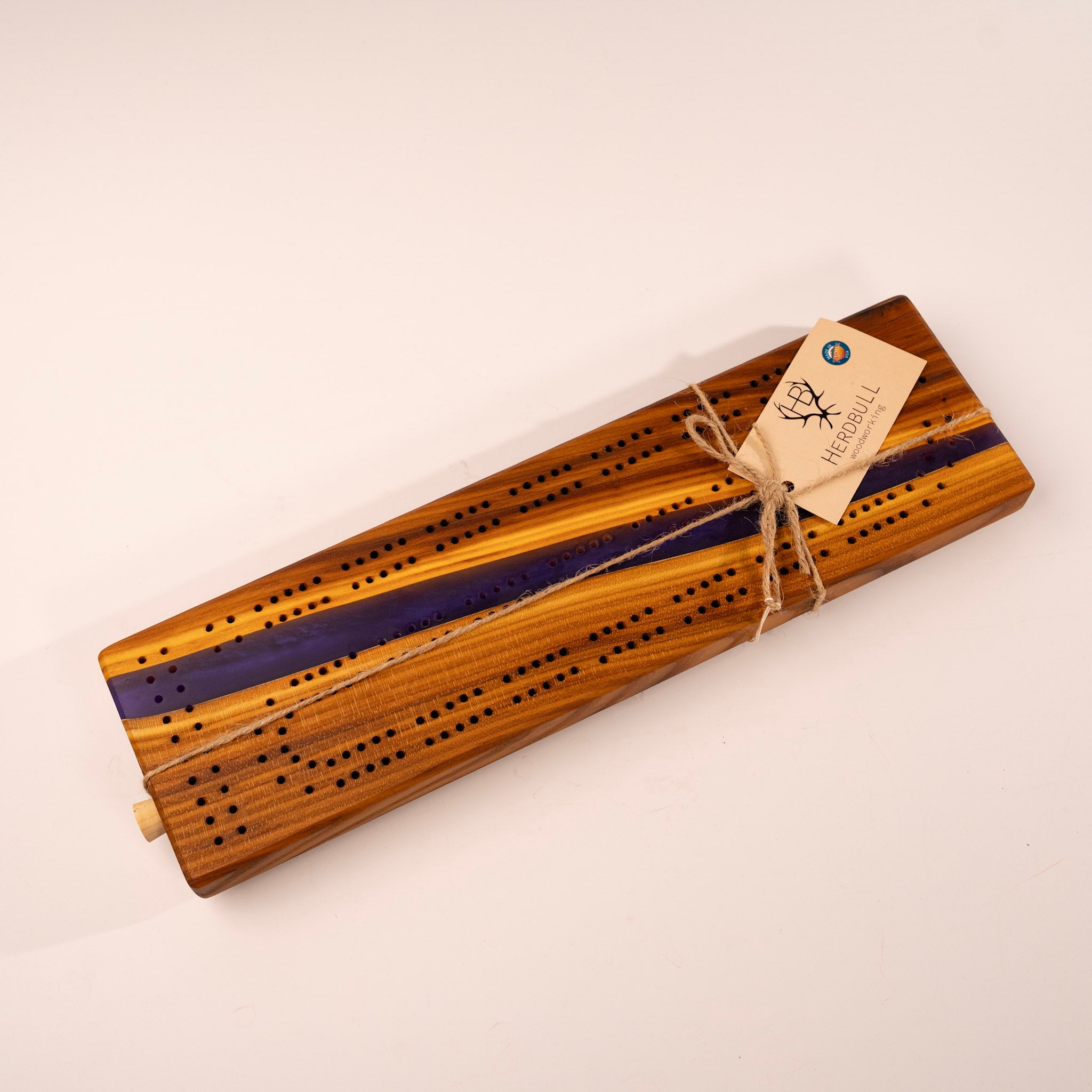 EpoxyandHardwoodCribbageBoardb