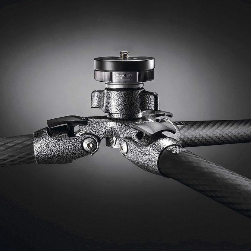 GITZO(ジッツオ) マウンテニア三脚 2型3段 GT2532(2型3段): 三脚・一脚