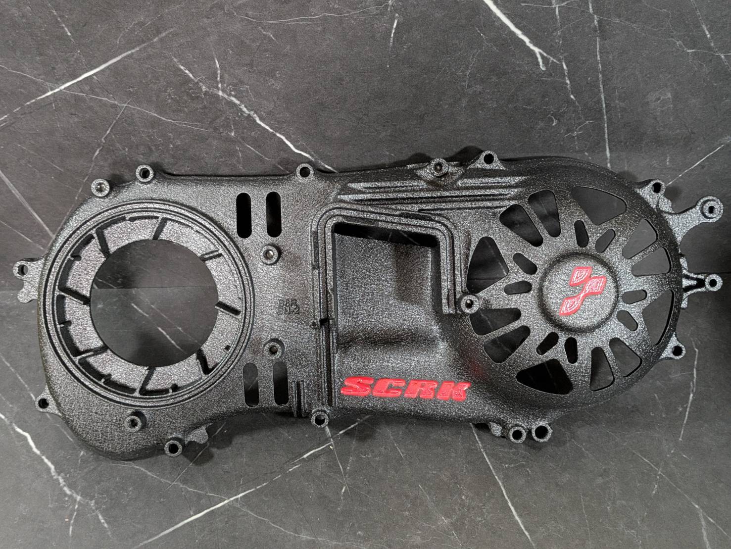 SCRK クランクケースカバー｜シグナス6型・グリファス/NMAX/X FORCE対応