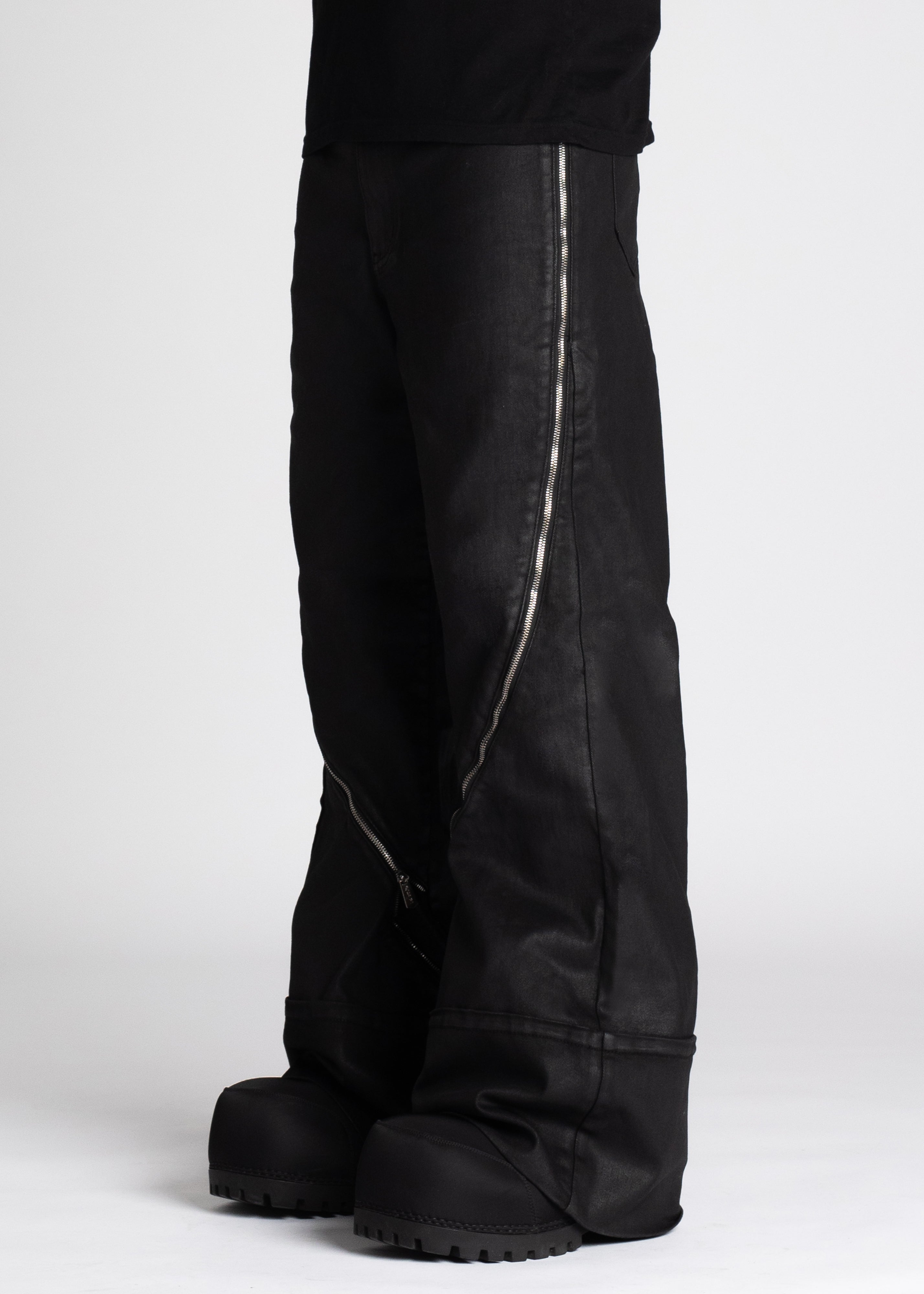 Obsidian Black Waxed Zipper Denim – GUAPI CLOTHING FZ-LLC