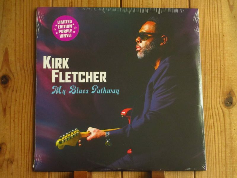 現代エレクトリックブルースを代表するギタリスト兼SSWのカーク