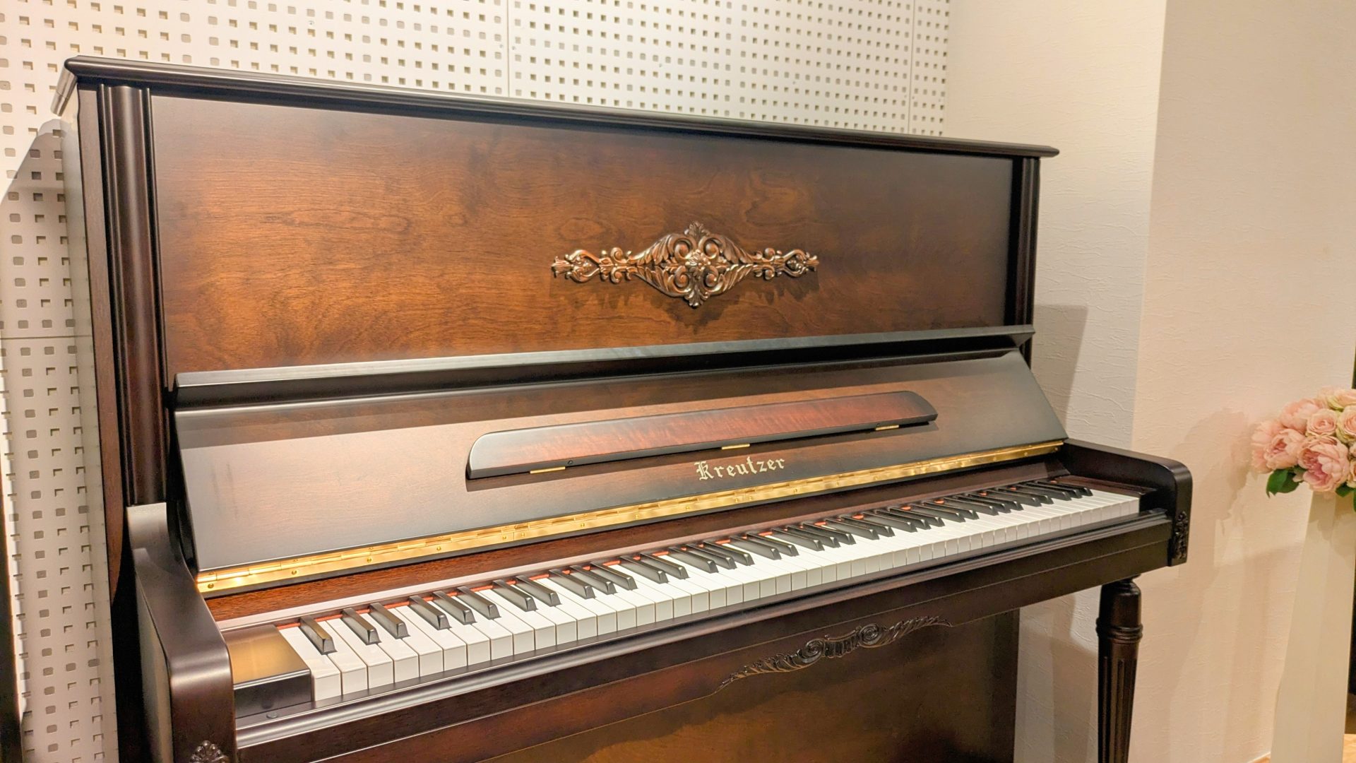 ピアノコンシェルジュ ご紹介！ KREUTZER（クロイツェル）KE703 ピアノ