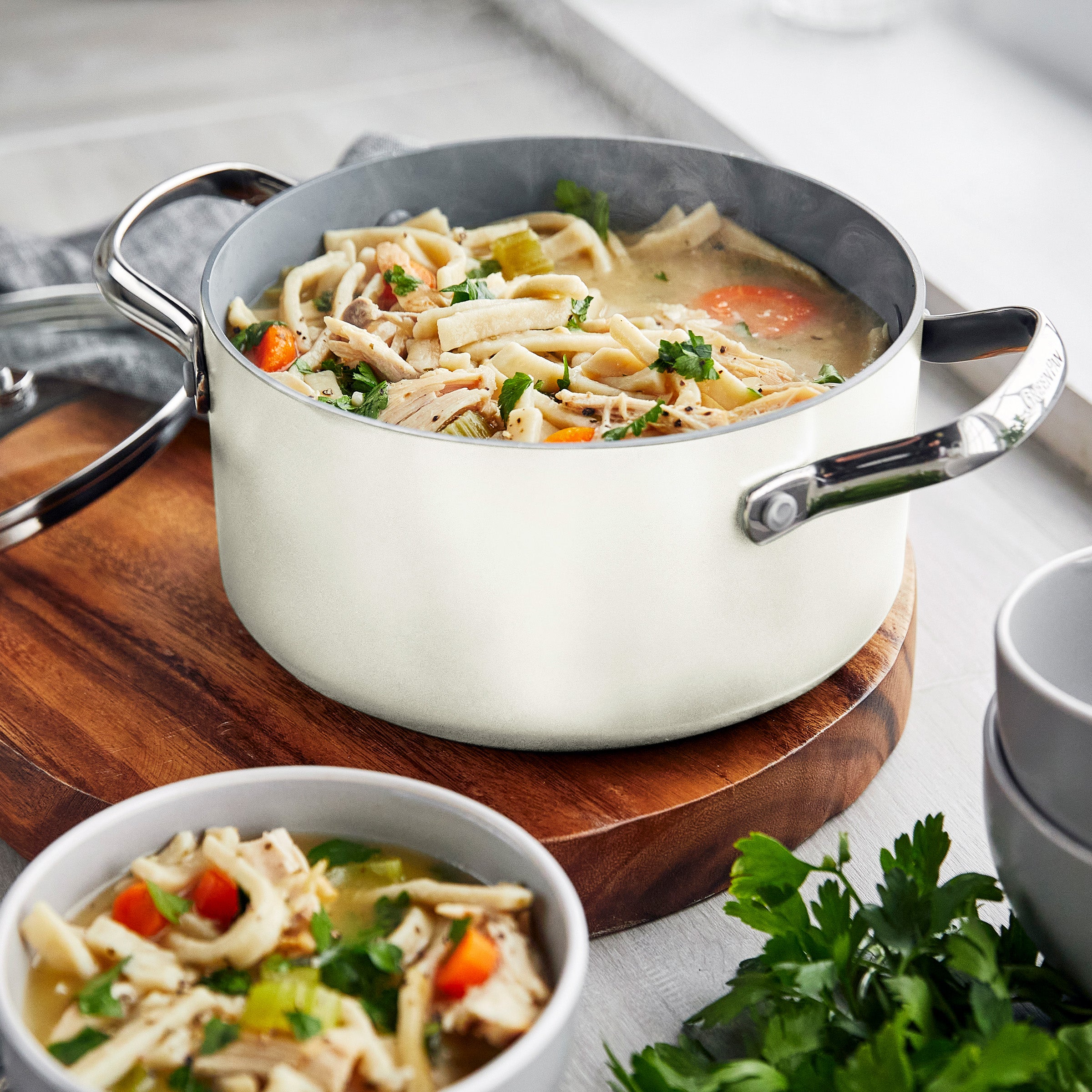 Valencia Pro Ceramic Nonstick 19-Piece Cookware Set | GreenPan