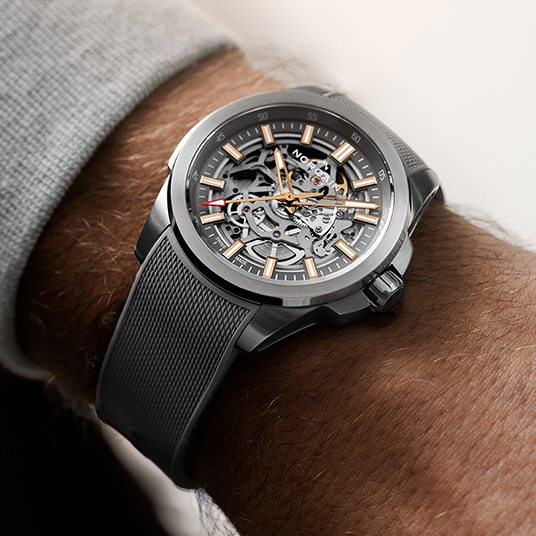 2024年 ノルケイン新作 インディペンデンス スケルトン 42mm グレー