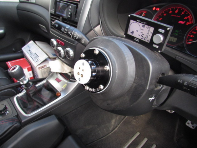 スバル インプレッサ GRB Works Bell ステアリングボス 取り付け
