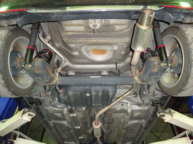 ダイハツ エッセ L235S KF アクスルビーム 交換です！｜車の