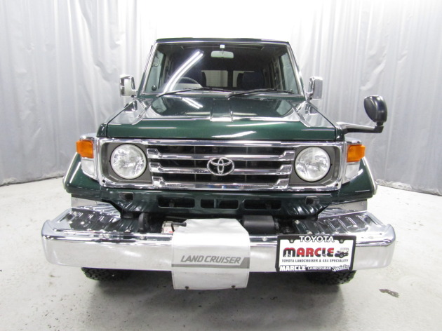 ランクル76後期最終型ZX純正ウインチに前後デフロック付き車両！走行