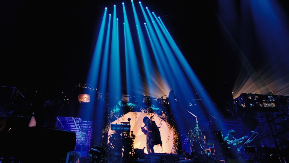 ずっと真夜中でいいのに。ZUTOMAYO FACTORY「鷹は飢えても踊り忘れず