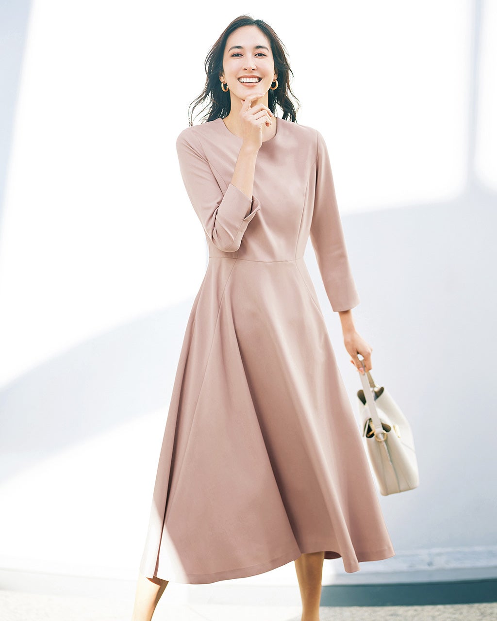 スマートツイル・ フィット＆フレアワンピース/DoCLASSE