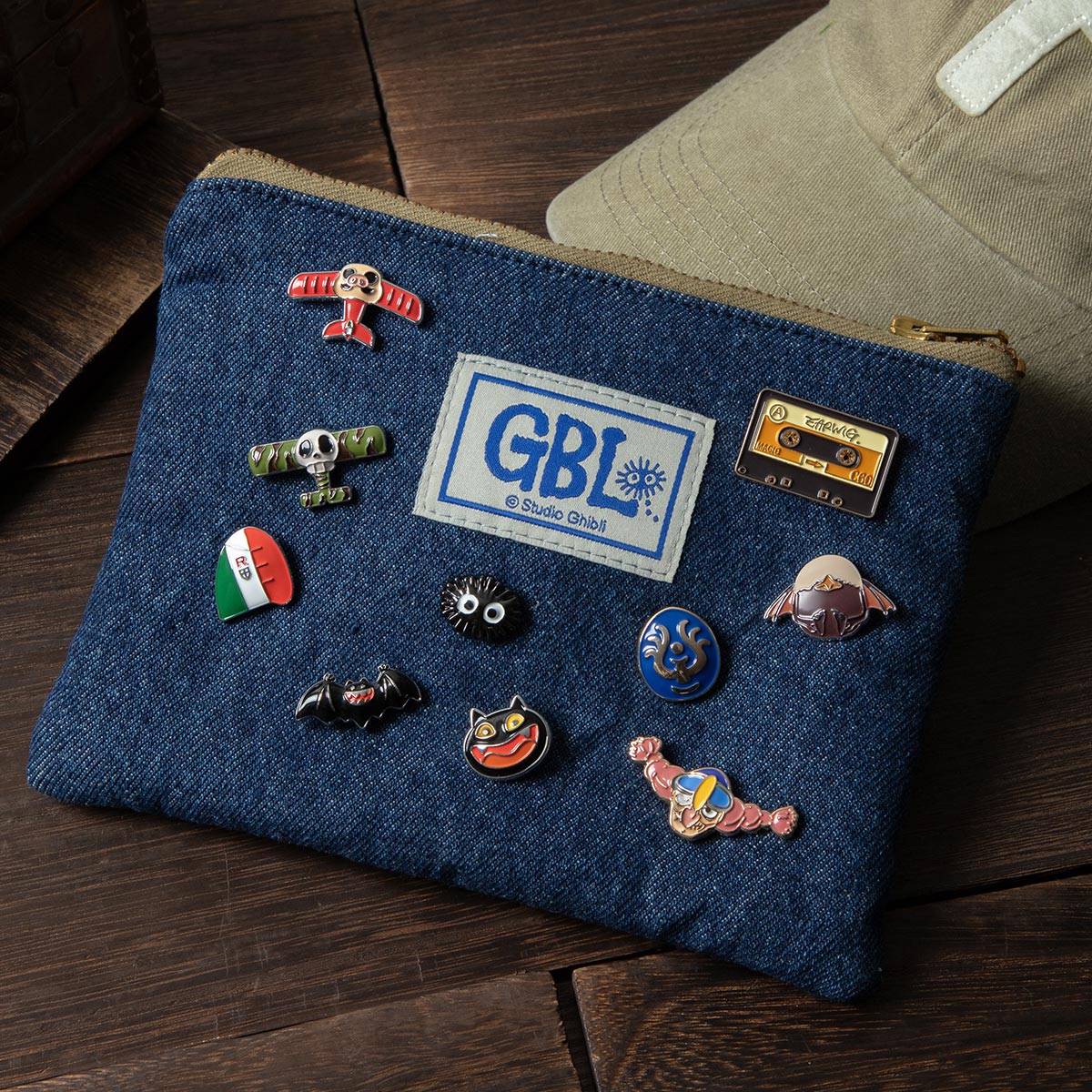 GBL】紅の豚 デザインピンバッジ ポルコ | どんぐり共和国そらのうえ店