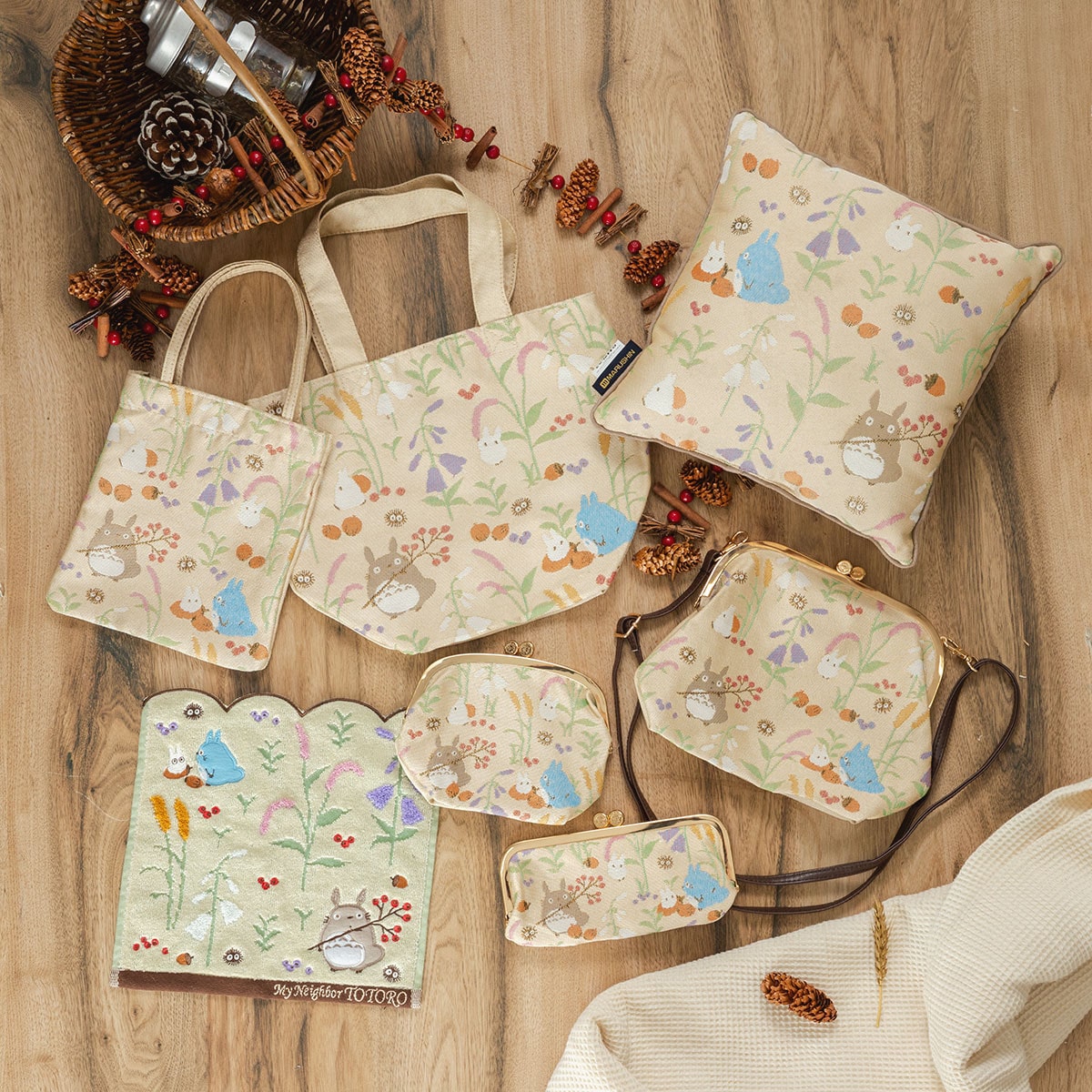 となりのトトロ「秋のひととき」ミニトートバッグ | どんぐり共和国
