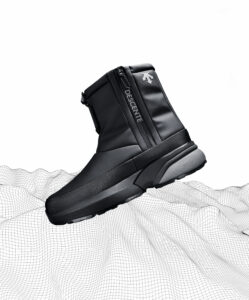 氷上、雪上、みぞれ、様々な降雪シーンに求められる機能性を取り入れた