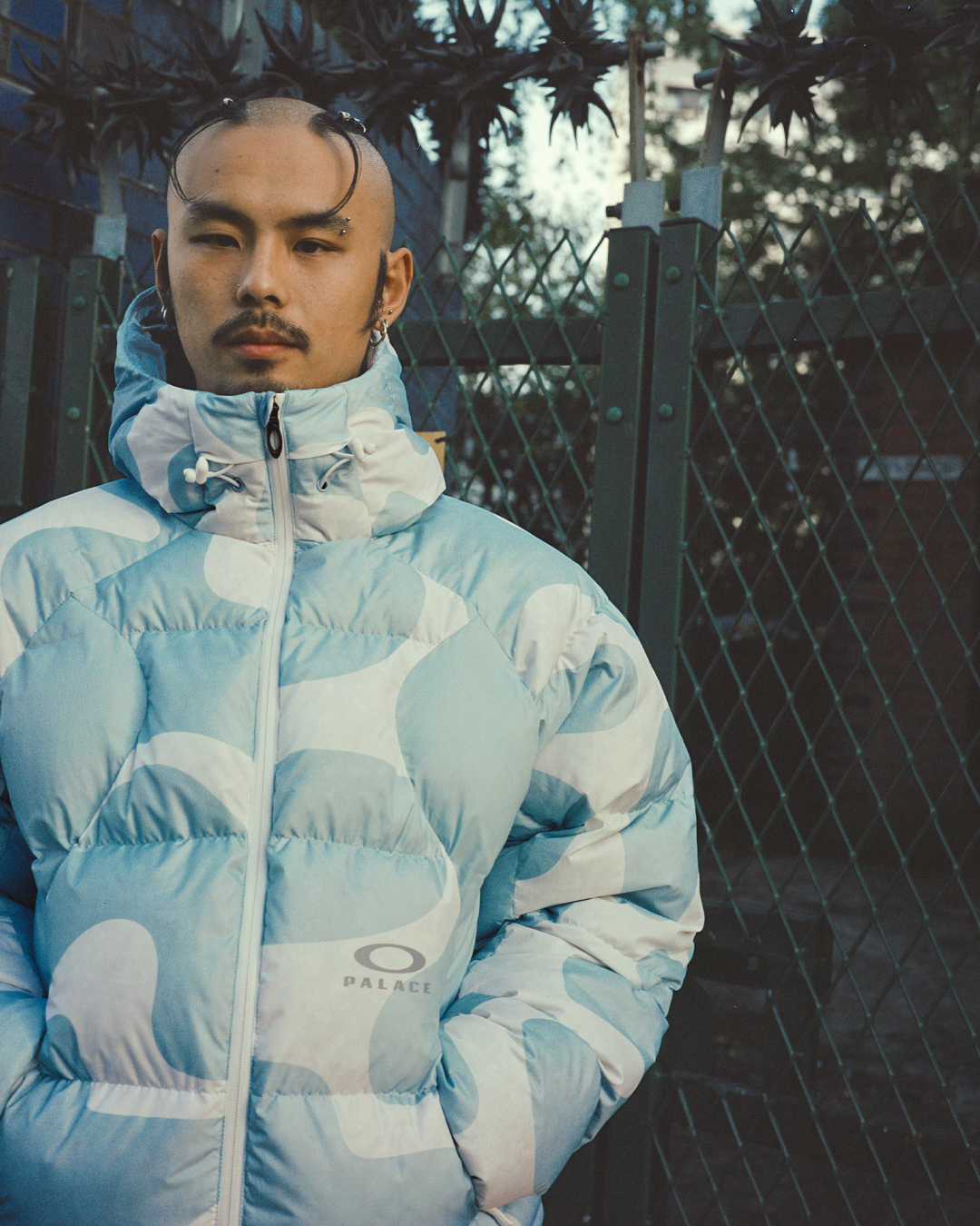 PALACE OAKLEY | PALACE SKATEBOARDS