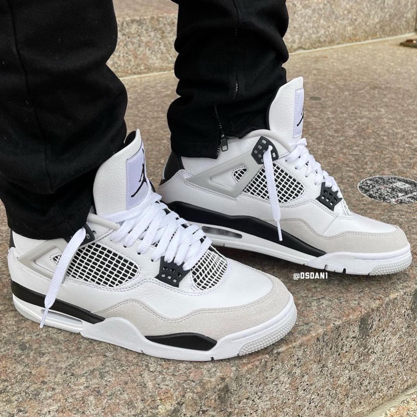 Air Jordan 4 