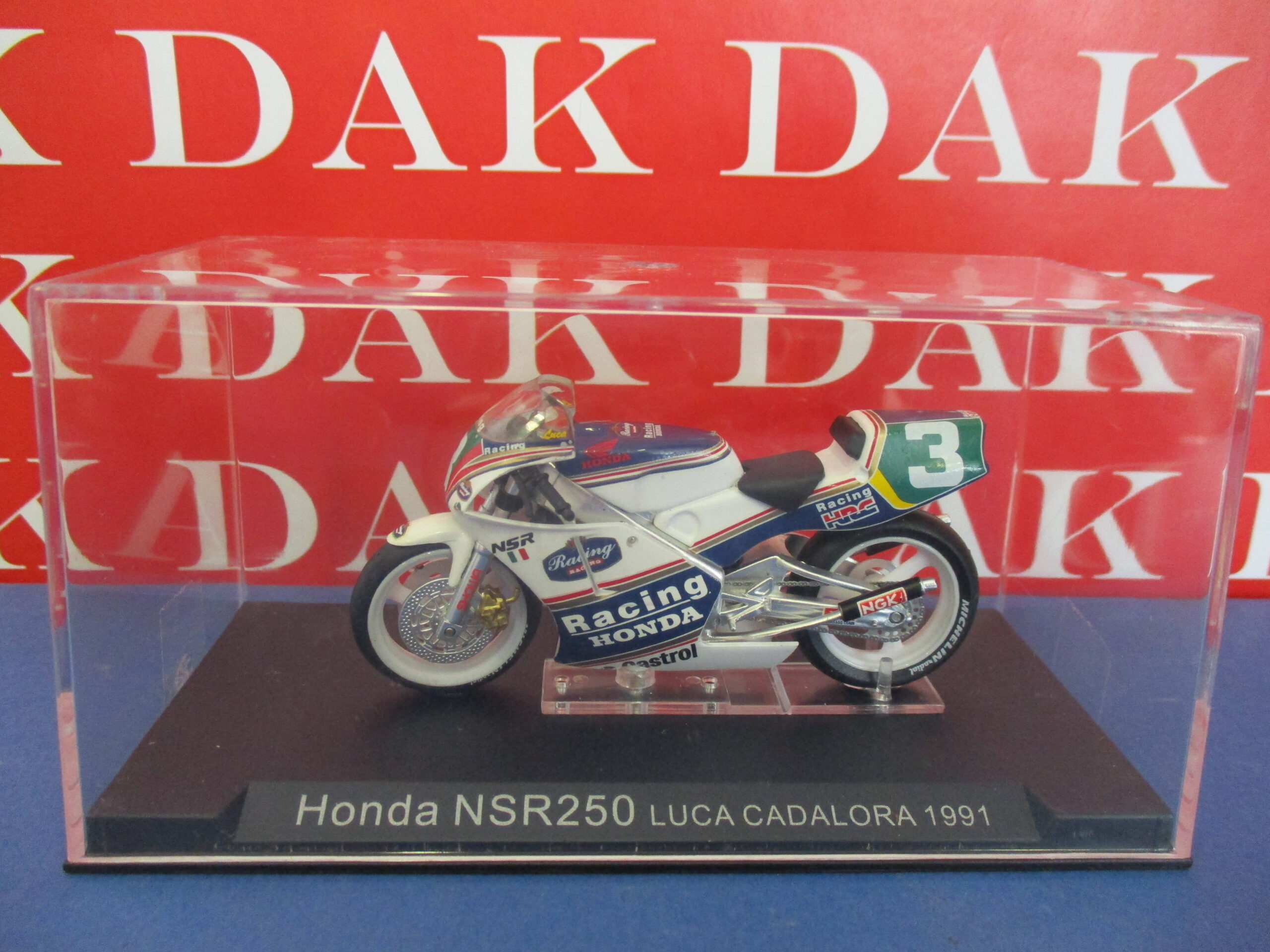 Die cast 1/24 Modellino Moto GP Honda NSR250 Luca Cadalora 1991
