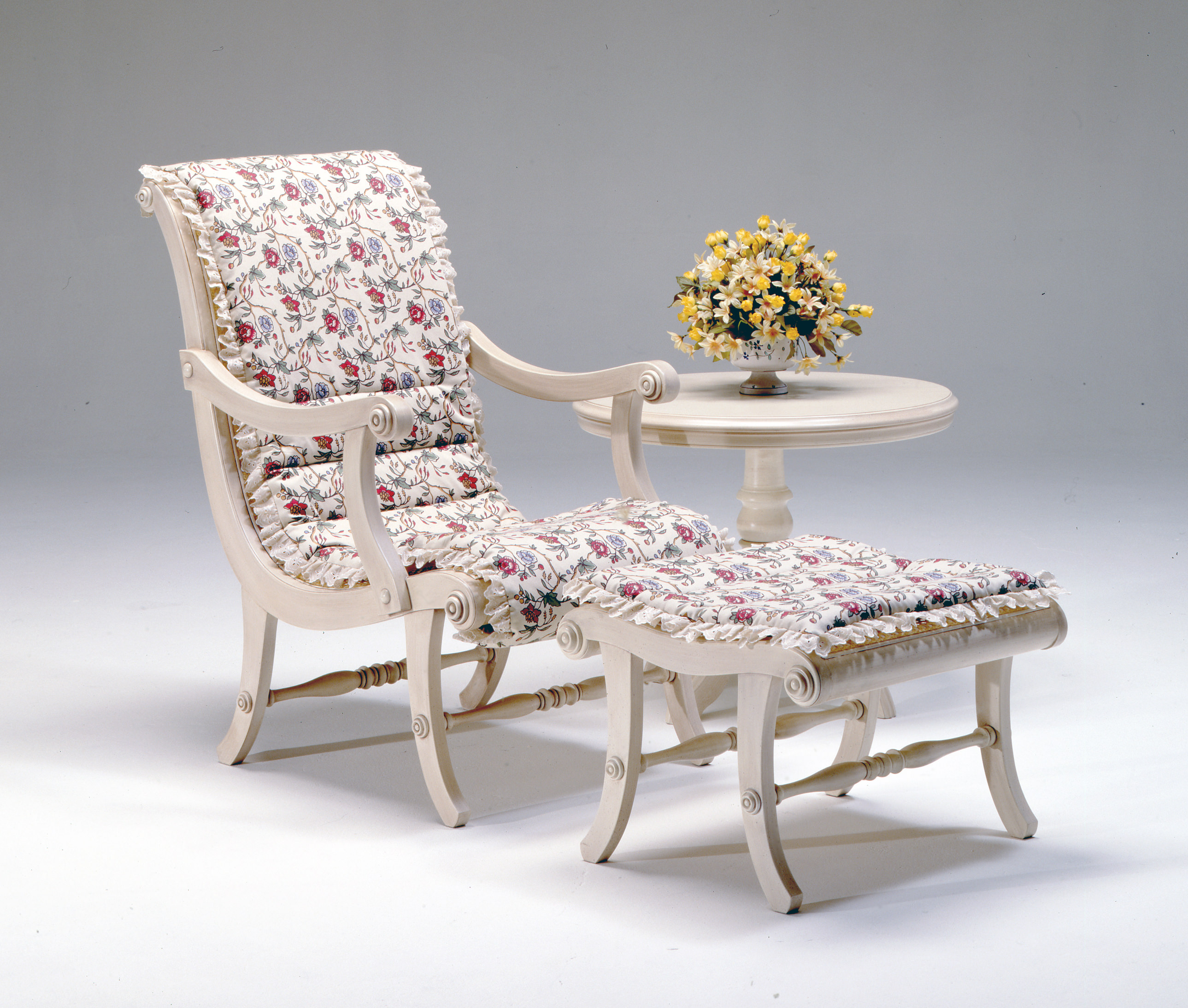 Living Collection│横浜クラシック家具「ダニエル」