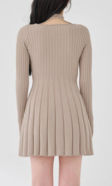 ネックリボンデザインフレアニットミニワンピース – Darich (ダーリッチ)