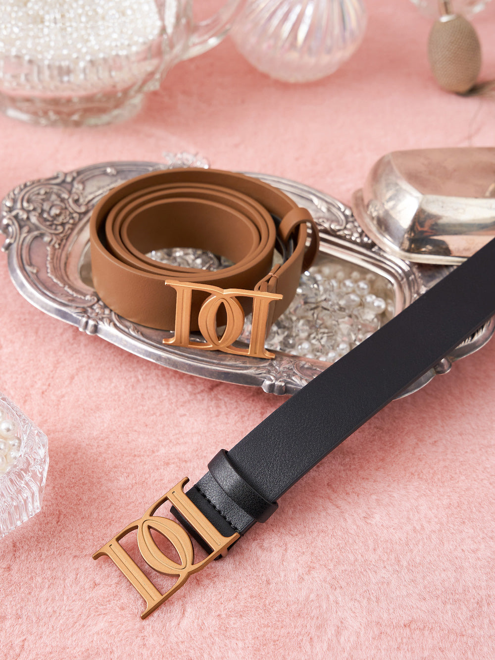 スタッズレザーベルトデザインマキシバッグ 黒 Darich - Darich