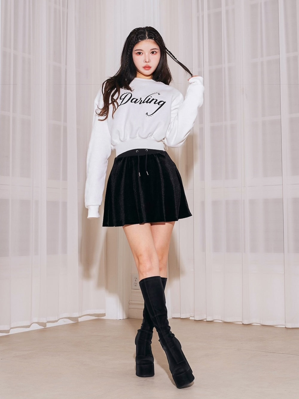 ポイントビジューロゴスウェットトップス – Darich (ダーリッチ)