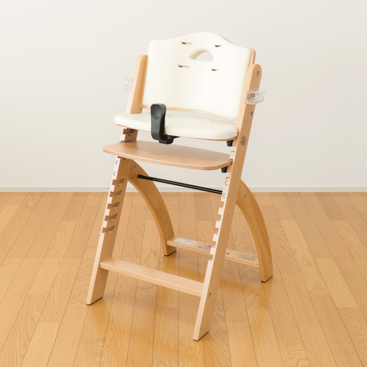 ビヨンドジュニア ハイチェア abiie アビー ベビーチェアのレンタル