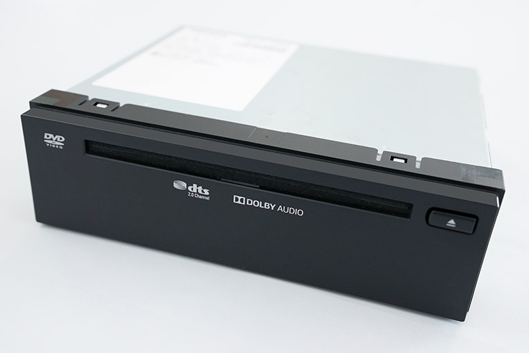 トヨタ車のディスプレイオーディオのカスタムネタまとめ② DVD