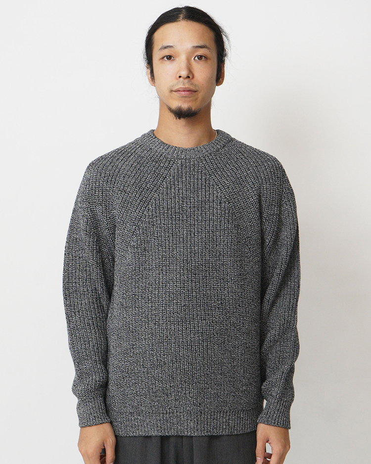 SIGNATURE CREW NECK / IVORY × BLACK | BATONER (MEN)(バトナー