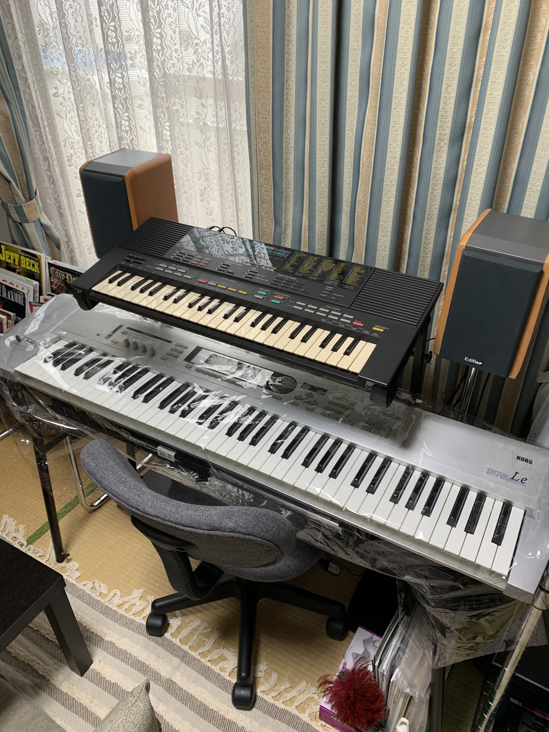 KORG KORG TRITON Le MUSIC WORKSTATION 76 KEY ギアコレ - 【楽器検索