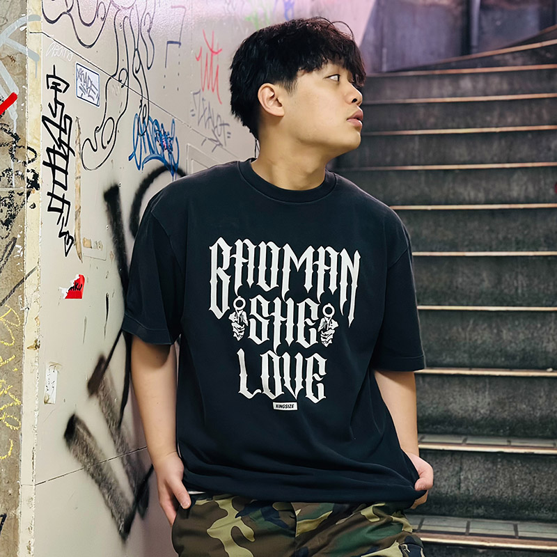 KINGSIZE（キングサイズ）“BADMAN SHE LOVE TEE” - DISSIDENT WEB SHOP